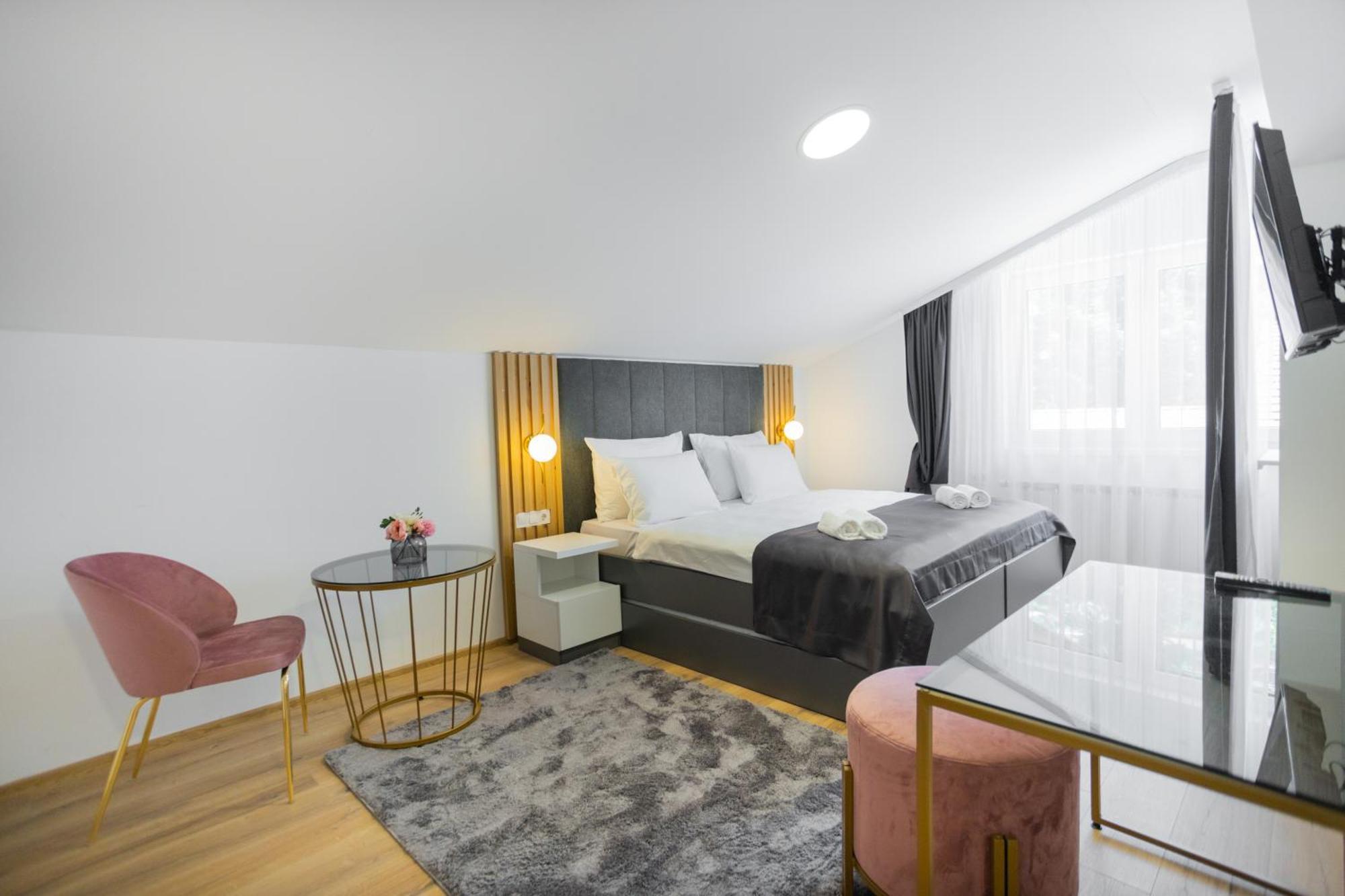 Happy House Old Town Luxury Apartment Сараево Екстериор снимка