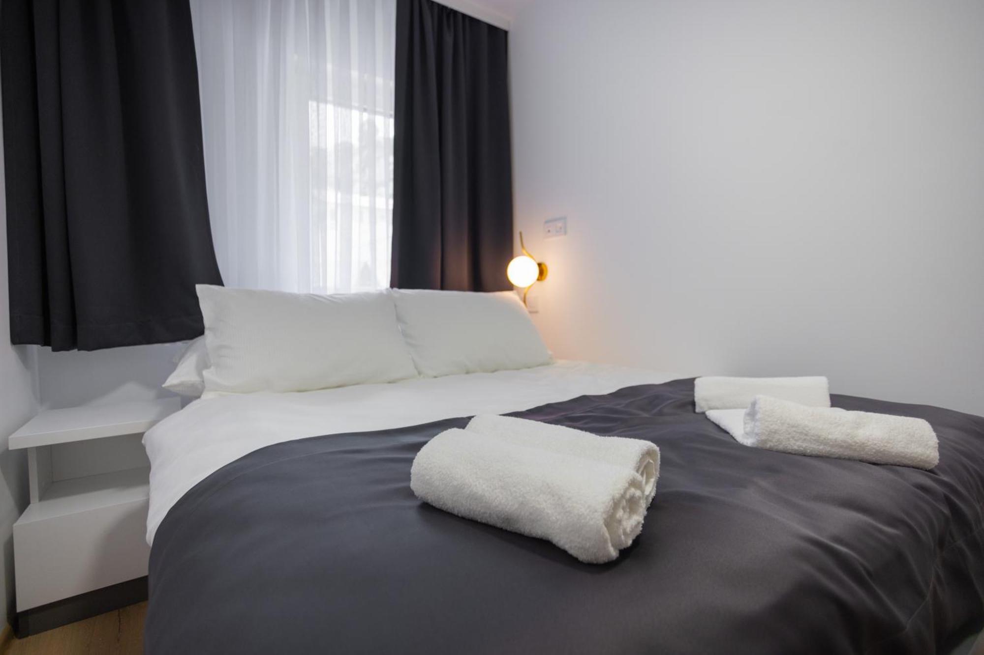 Happy House Old Town Luxury Apartment Сараево Екстериор снимка