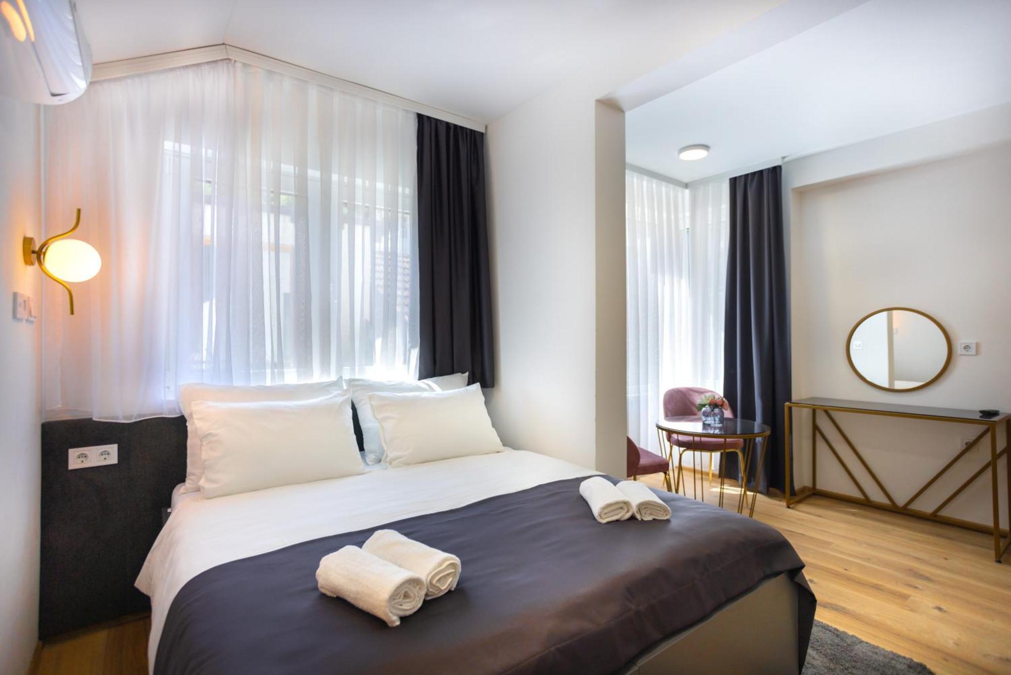 Happy House Old Town Luxury Apartment Сараево Екстериор снимка
