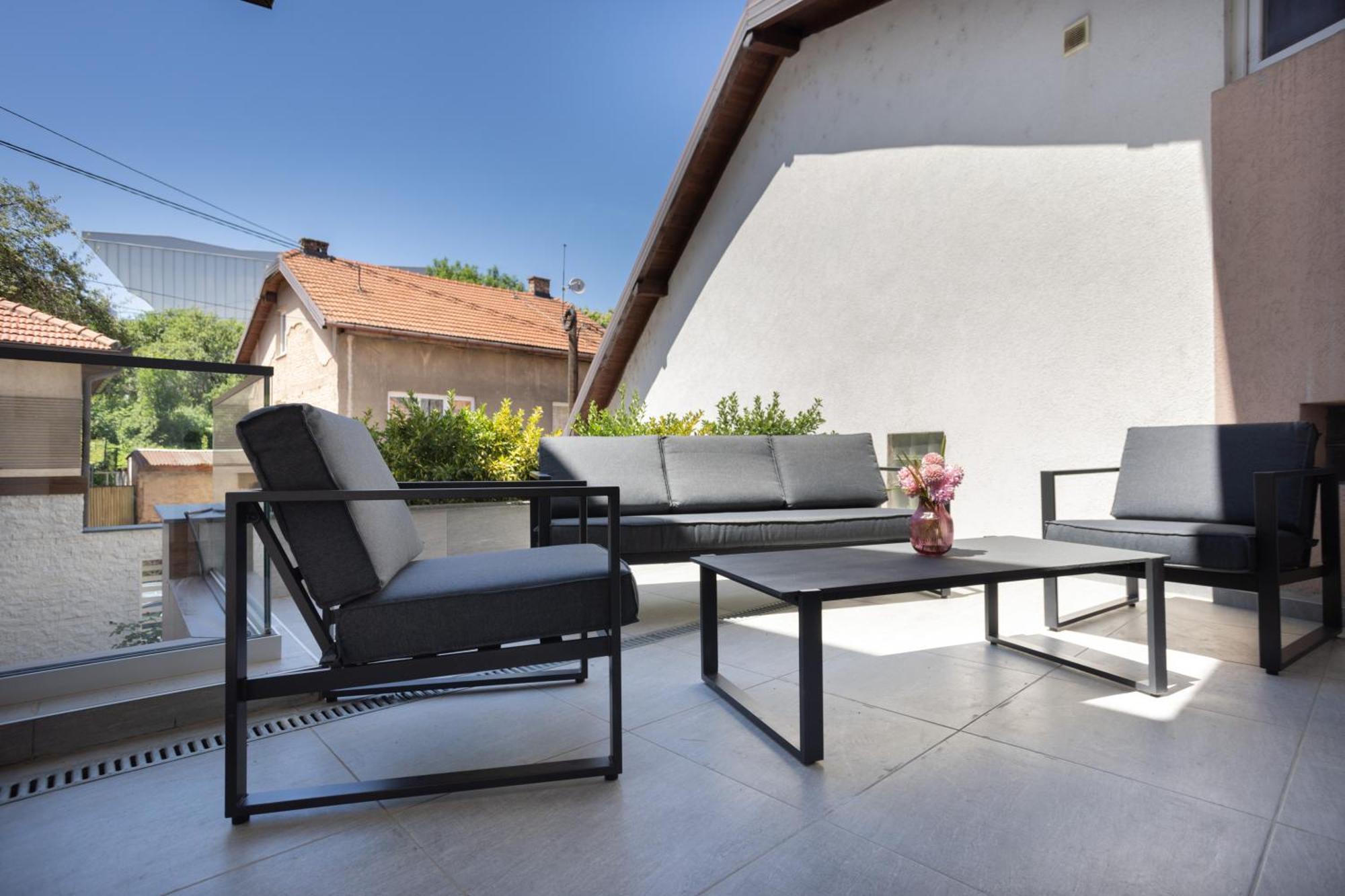 Happy House Old Town Luxury Apartment Сараево Екстериор снимка